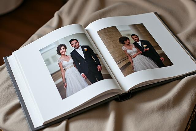 Album foto perkahwinan mewah terbuka